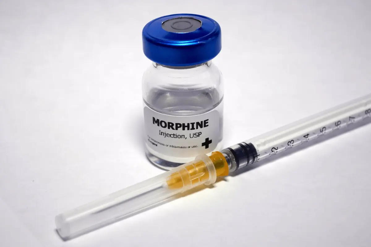 Ampolla de morfina inyectable - Analgésico opioide para dolor intenso Perú
